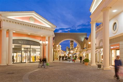 fendi outlet italy|designer outlet noventa.